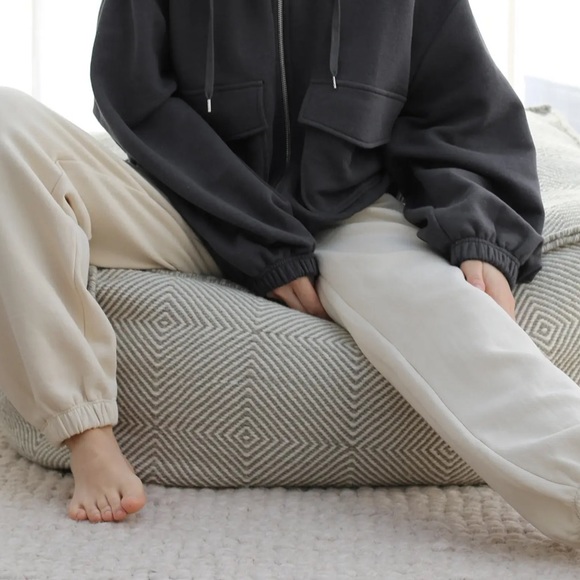 Oak + Fort | Sweatpants (NWT) - Picture 2 of 7